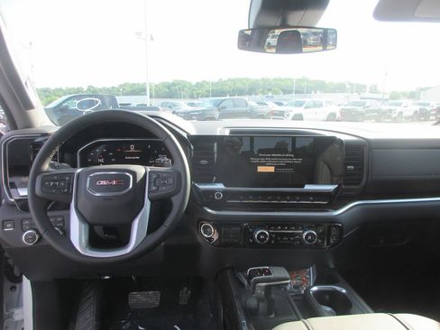 New 2026 GMC Sierra 1500 Elevation w/ Elevation Premium Package AWD/4WD image 16