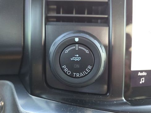 Used 2026 Ford F250 Platinum w/ Platinum Plus Package AWD/4WD image 11
