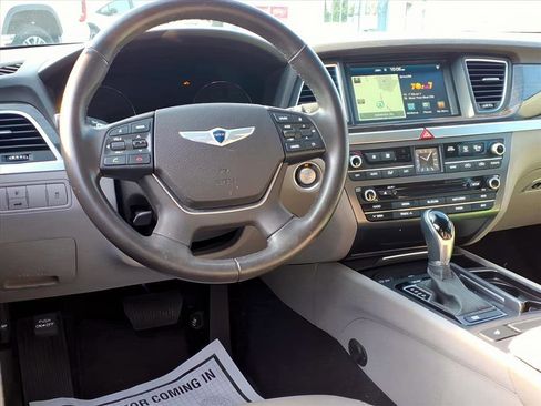 Used 2016 Hyundai Genesis 3.8 image 10