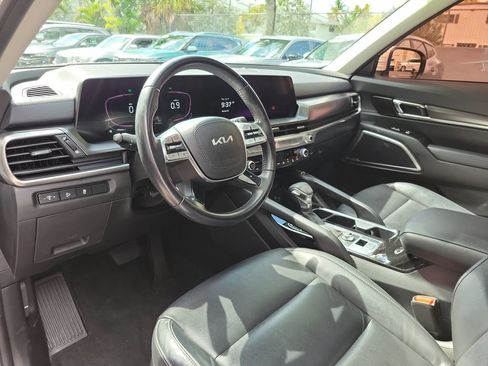 Certified 2023 Kia Telluride S w/ S Sunroof Package FWD image 14
