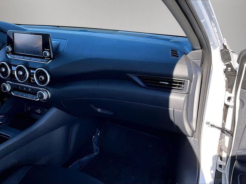 Used 2025 Nissan Sentra S image 26