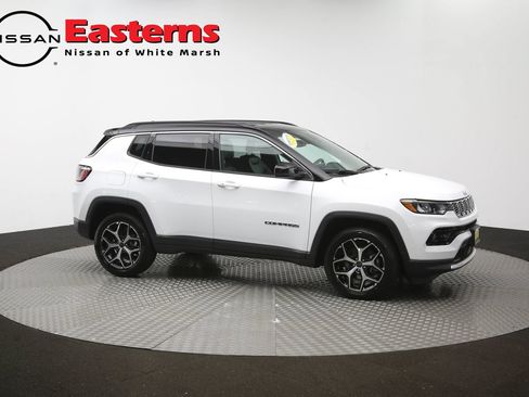 Used 2025 Jeep Compass Limited AWD/4WD image 45