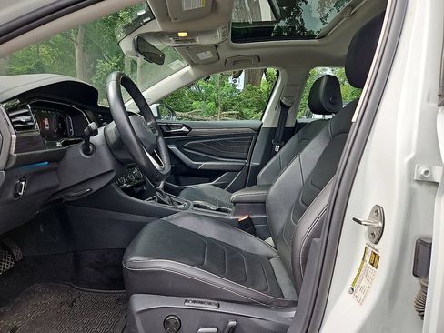 Certified 2023 Volkswagen Jetta SEL FWD image 14