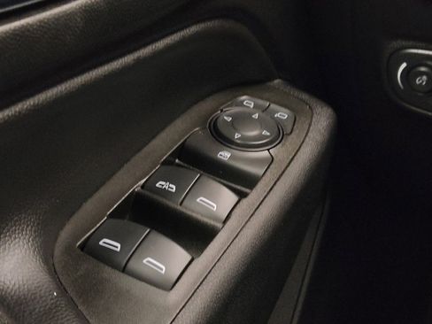 Used 2020 Chevrolet Equinox LT AWD/4WD image 27