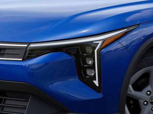 New 2025 Kia K4 LXS image 11
