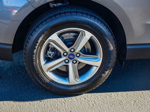 Used 2022 Ford Edge SEL w/ Convenience Package image 8