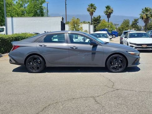 New 2026 Hyundai Elantra Sport FWD image 27