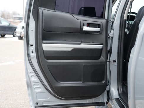 Used 2018 Toyota Tundra Limited w/ Limited Premium Package image 19