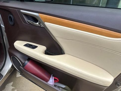 Used 2017 Lexus RX 350 FWD w/ Premium Package image 15