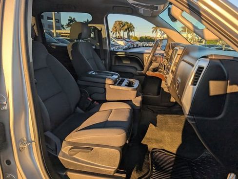 Used 2016 GMC Sierra 1500 SLE w/ SLE Value Package image 17