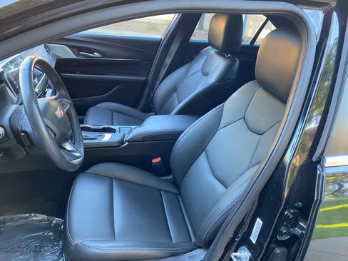 Used 2024 Cadillac CT4 Luxury w/ Sun And Sound Package RWD image 33