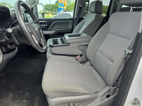 Used 2017 Chevrolet Silverado 1500 LT w/ All Star Edition RWD image 6