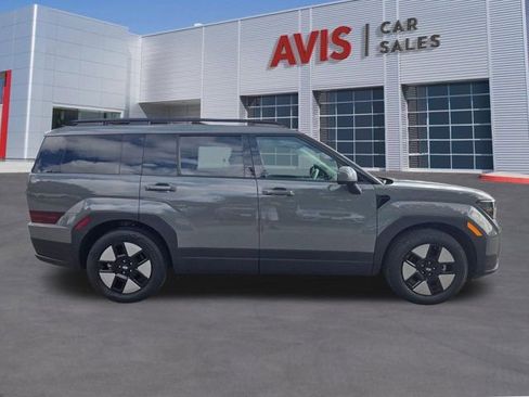 Used 2025 Hyundai Santa Fe SEL FWD image 5