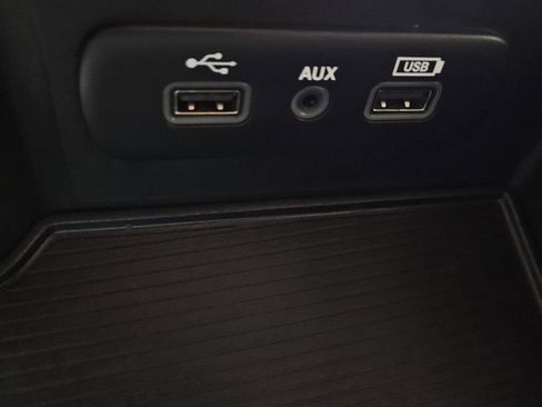 Used 2019 RAM 1500 Classic Warlock image 20