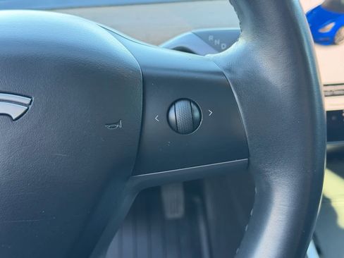 Used 2018 Tesla Model 3 Long Range image 10