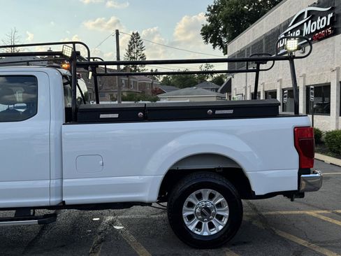 Used 2022 Ford F250 XL w/ STX Appearance Package RWD image 3