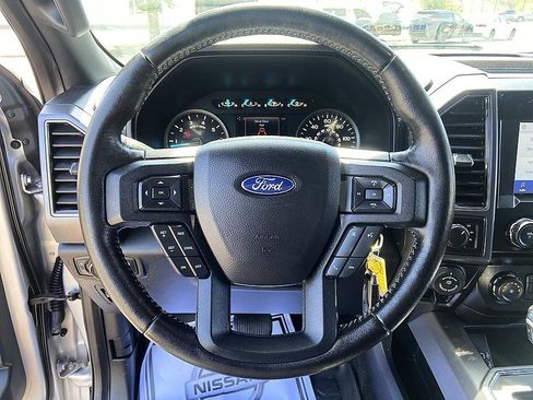 Used 2019 Ford F150 XLT w/ Equipment Group 302A Luxury AWD/4WD image 13