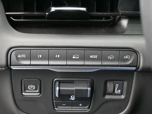 Certified 2024 Cadillac Escalade Sport Platinum image 29