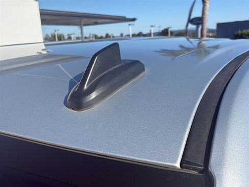 Used 2022 Chevrolet Silverado 3500 LT w/ Convenience Package image 10