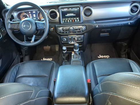 Used 2019 Jeep Wrangler Sport AWD/4WD image 16
