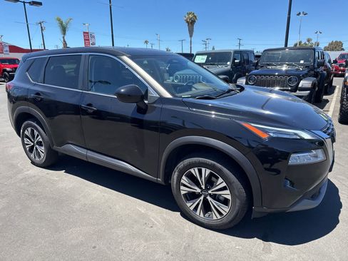 Used 2023 Nissan Rogue SV FWD image 13