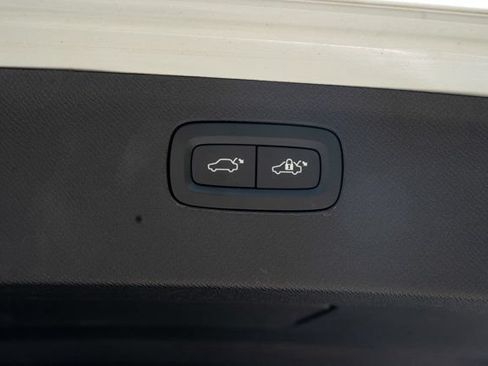 Used 2025 Volvo XC90 T8 Plus w/ Protection Package Premier AWD/4WD image 50