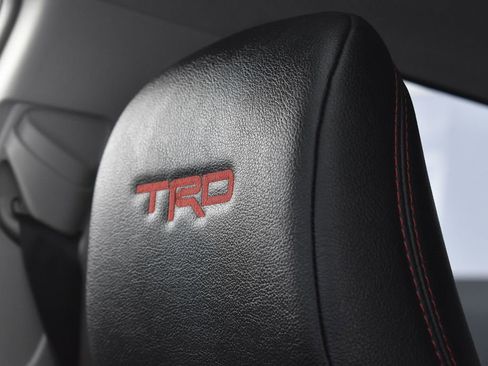 Used 2024 Toyota 4Runner TRD Off-Road Premium w/ Moonroof Package AWD/4WD image 23