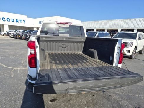 Used 2023 Chevrolet Silverado 1500 RST w/ Texas Edition Plus image 9