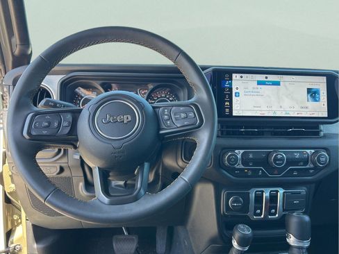 Certified 2025 Jeep Wrangler Sport AWD/4WD image 23