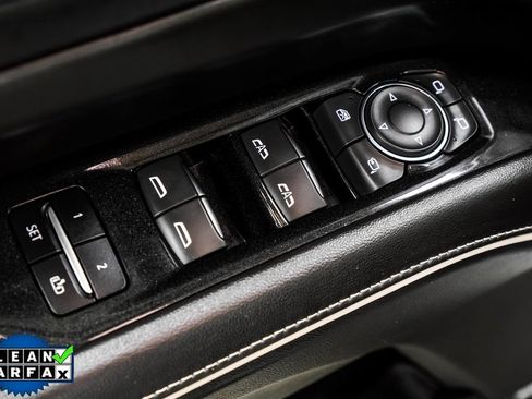 Used 2023 Cadillac Escalade ESV V AWD/4WD image 41