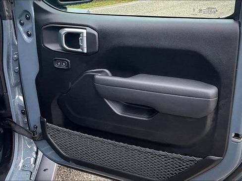 Used 2024 Jeep Wrangler Willys image 24