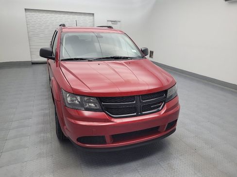 Used 2018 Dodge Journey SE w/ Blacktop Package FWD image 14