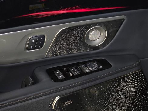 New 2024 Lincoln Nautilus Reserve w/ Equipment Group 203A image 17