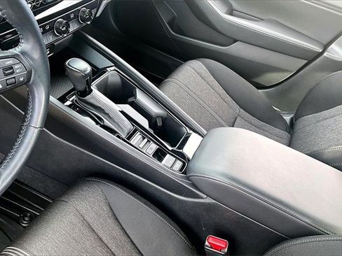 Used 2023 Honda Accord Sport image 17