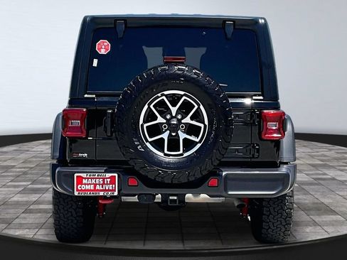 Certified 2025 Jeep Wrangler Unlimited Rubicon w/ Convenience Group AWD/4WD image 23