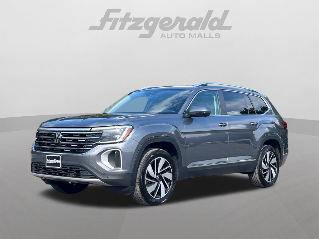 Used 2024 Volkswagen Atlas SEL AWD/4WD image 2