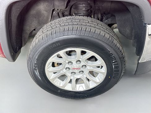 Used 2018 GMC Sierra 1500 SLE w/ SLE Value Package image 31