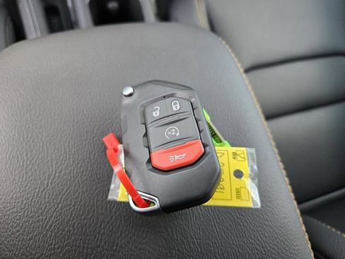 New 2025 Jeep Gladiator Sport image 24