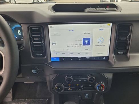 New 2025 Ford Bronco 4-Door image 10
