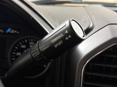 Used 2017 Ford F150 XLT image 16