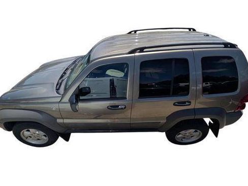 Used 2007 Jeep Liberty Sport AWD/4WD image 2