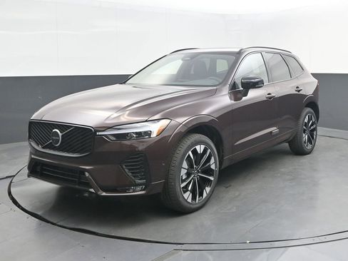 New 2026 Volvo XC60 B5 Plus AWD/4WD image 1