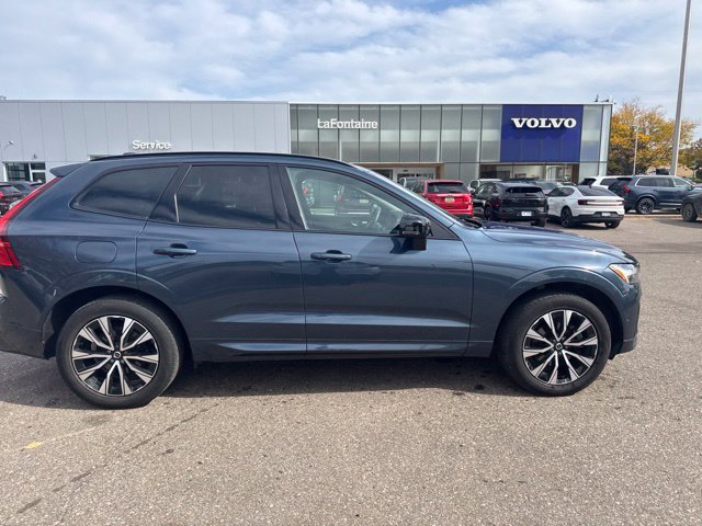 Used 2024 Volvo XC60 B5 Plus w/ Protection Package Premier AWD/4WD image 3
