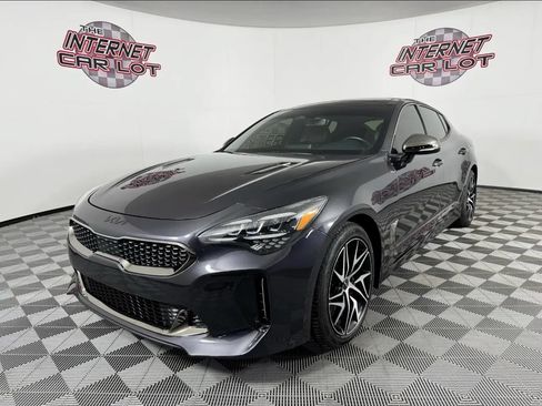 Used 2022 Kia Stinger GT-Line w/ Sun & Sound Package AWD/4WD image 3