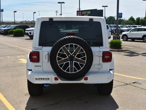 Used 2024 Jeep Wrangler High Altitude AWD/4WD image 6