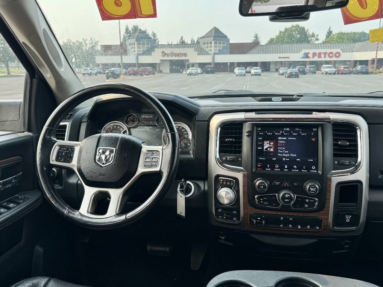 Used 2018 RAM 1500 Laramie AWD/4WD image 2