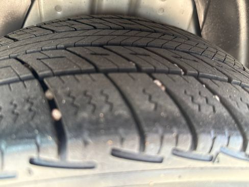 Used 2011 Ford Fusion SE FWD image 28