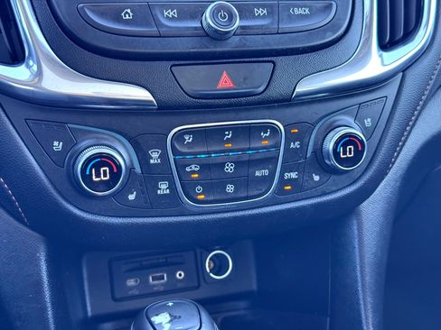 Used 2019 Chevrolet Equinox Premier image 28