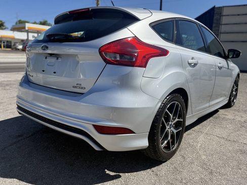 Used 2015 Ford Focus SE w/ SE Sport Package FWD image 14