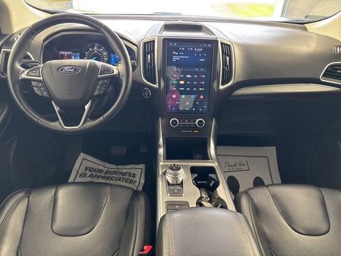 Used 2022 Ford Edge Titanium w/ Equipment Group 301A AWD/4WD image 6